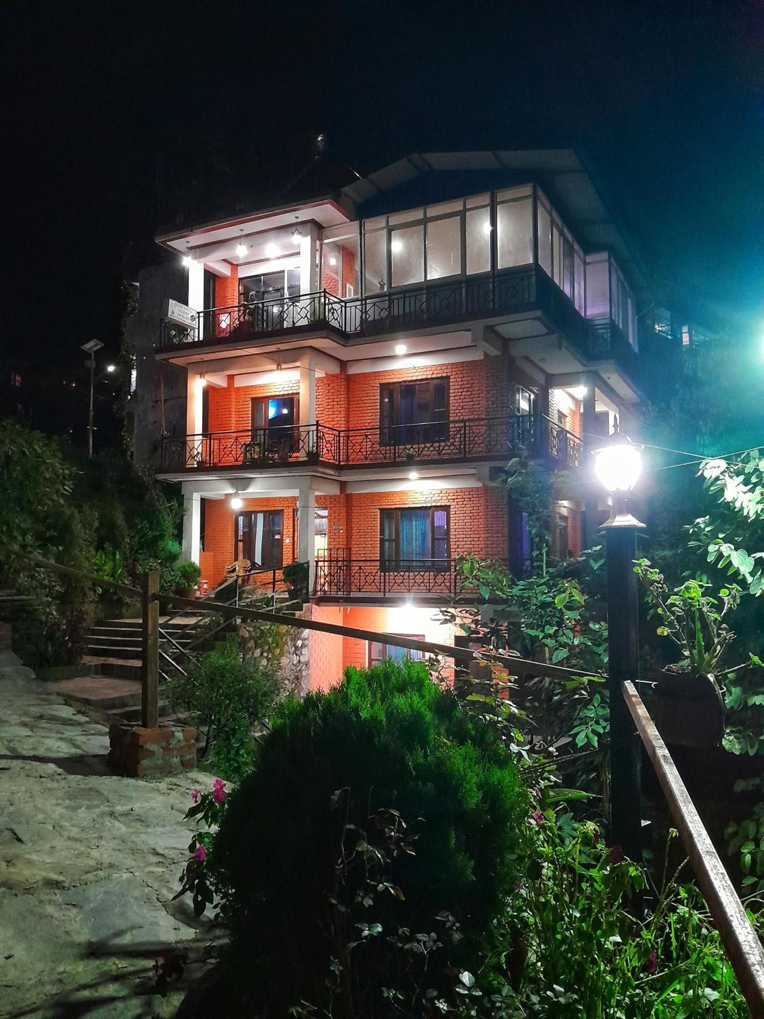 Himchuli Guest House Bandipur Exteriör bild